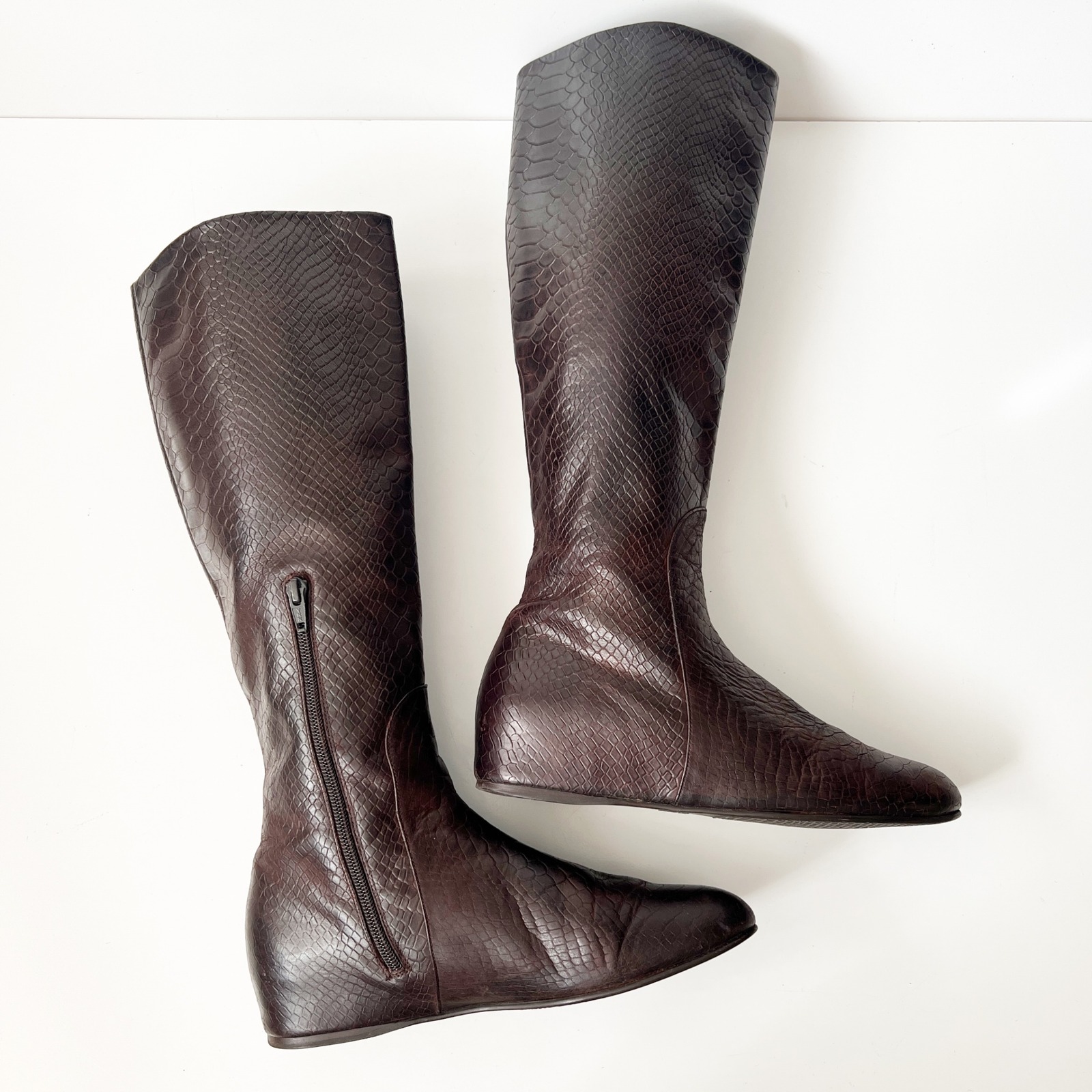 Vintage 90s Stuart Weitzman Knee High Boots 8 Brown Snakeskin Embossed Leather